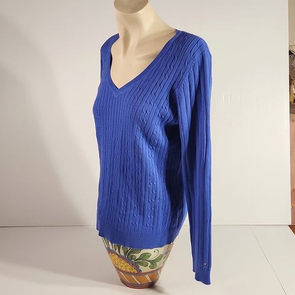 Tommy Hilfiger 100% cotton large blue sweater cable knit v neck - Picture 2 of 5